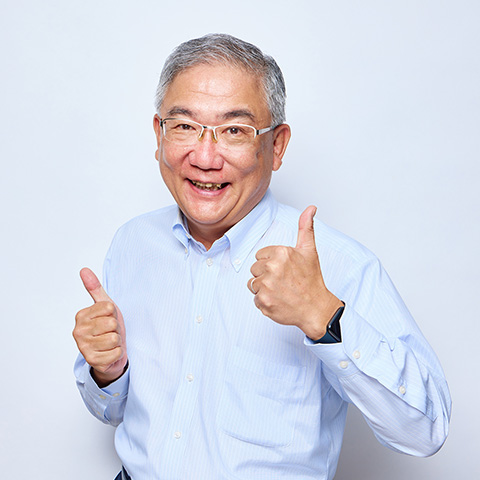 野崎 勇一のポージング写真