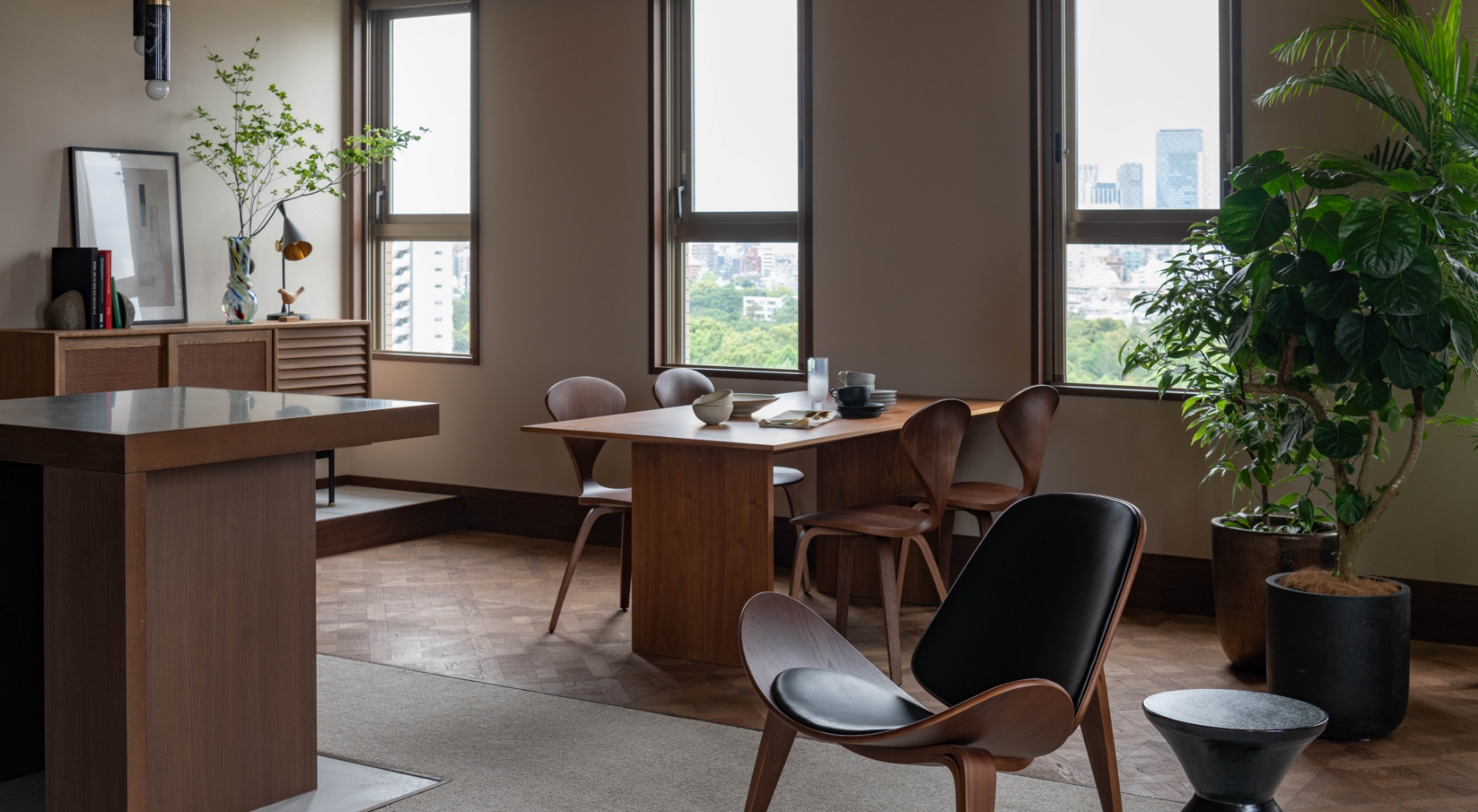 ダイニングテーブルがあるリビング