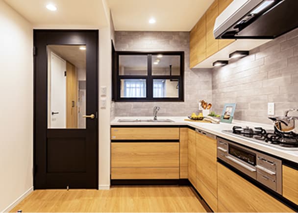 販売時のキッチン/2020年12月撮影